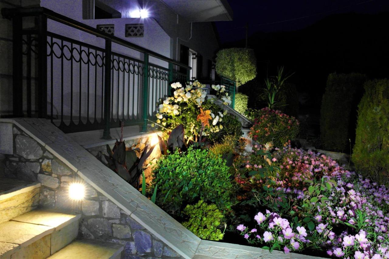 Voulas Apartments Sztúpa Kültér fotó