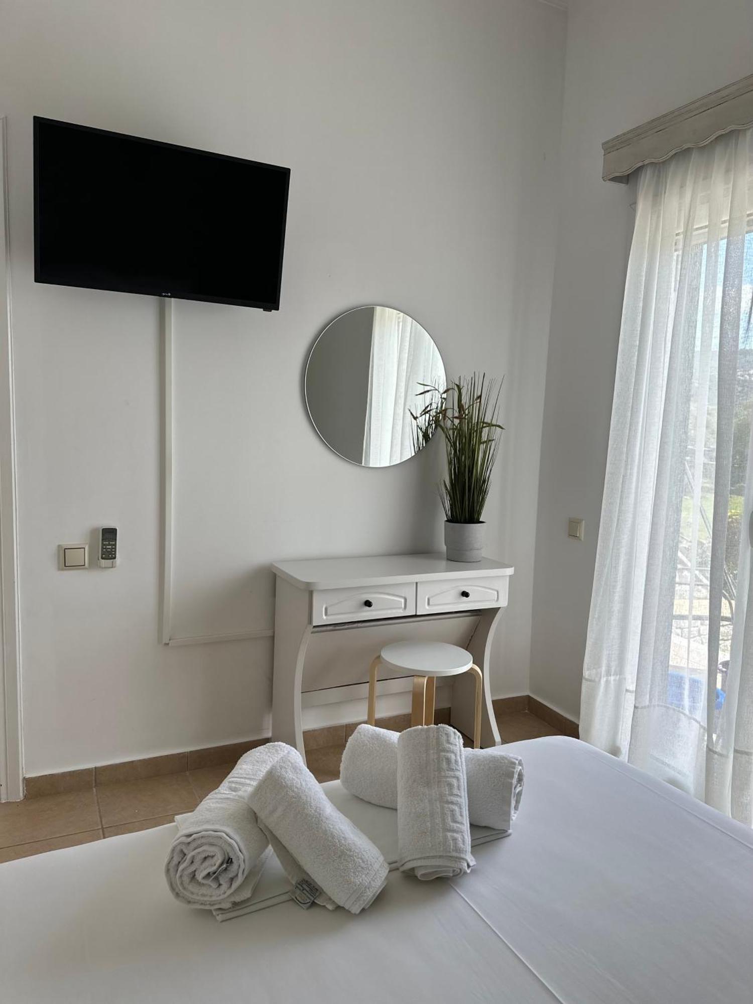 Voulas Apartments Sztúpa Szoba fotó